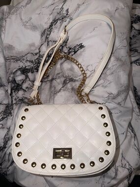 Forever 21 White Quilted Crossbody/Shoulder Bag with Gold Studs